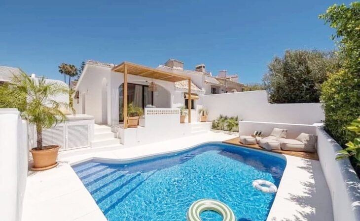 Španělsko, Calahonda, soukromý ráj - dům po rekonstrukci, s bazénem, rekonstrukce 2024