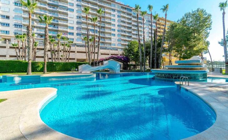 Španělsko, Orihuela Costa, prostorný a vybavený apartmán s bazénem